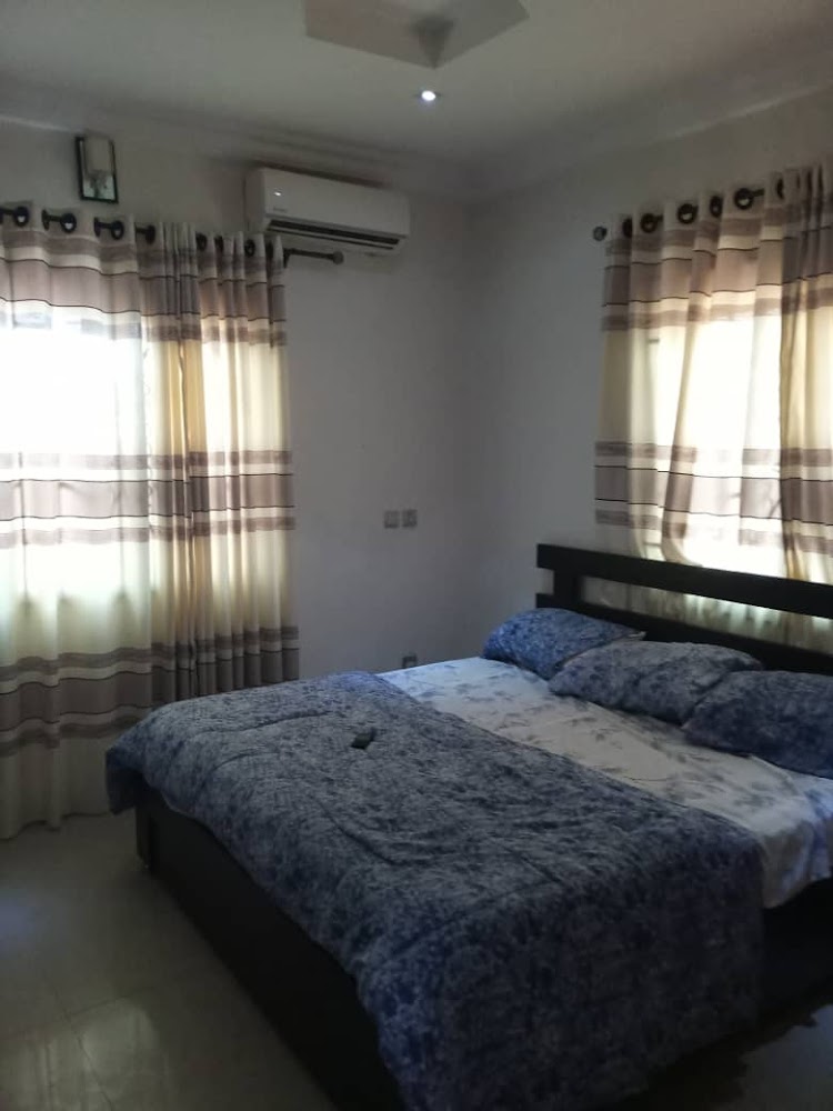 Abuja Quarters photo 3
